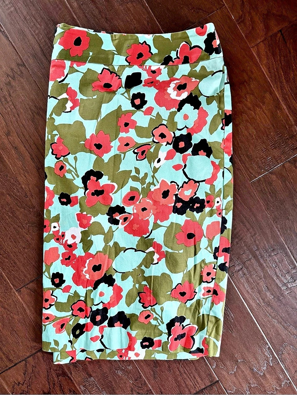 lane Bryant Floral Pencil Skirt in Green, Black & Coral Size 26